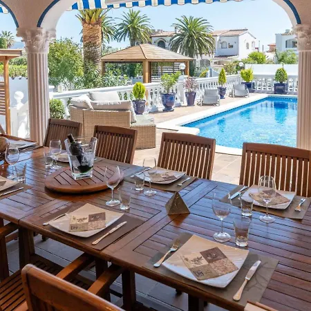 Holiday home Romulia By Interhome Empuriabrava